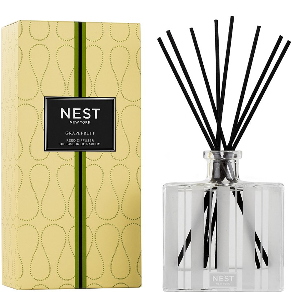 NEST New York grapefruit diffuser with packaging